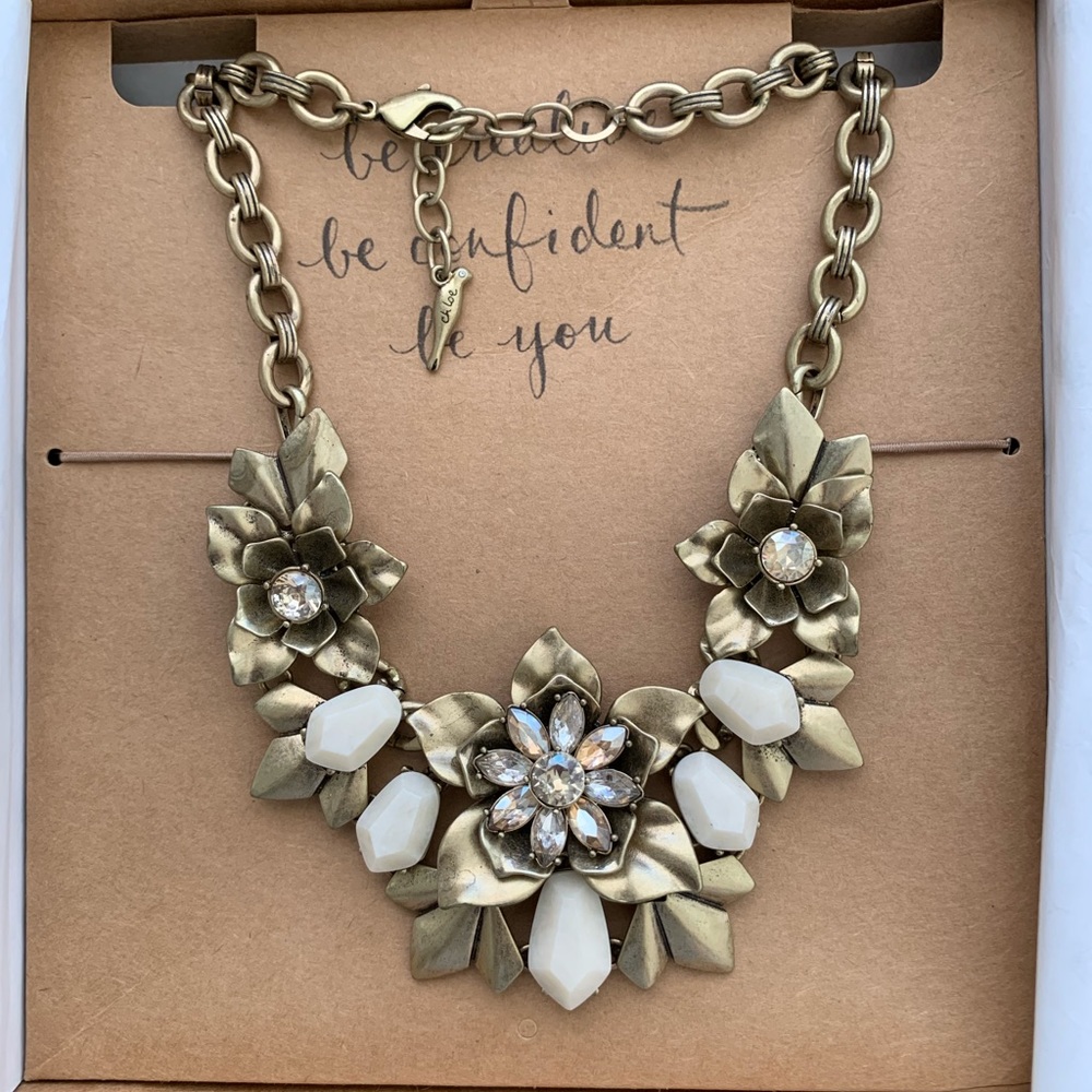 Beautiful Chloe & Isabel necklace
